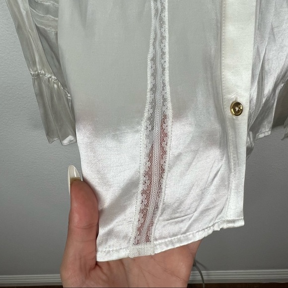 Divine Heritage Satin Lace Inset Ruffle Blouse White Long Sleeve Button Down Top - Picture 9 of 9